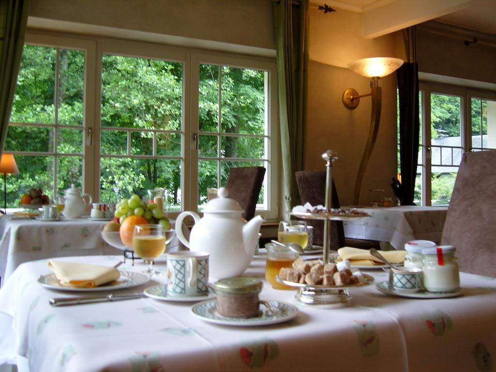 Hotel Les Ardillieres Du Pont D'Oye Habay-la-Neuve Zewnętrze zdjęcie